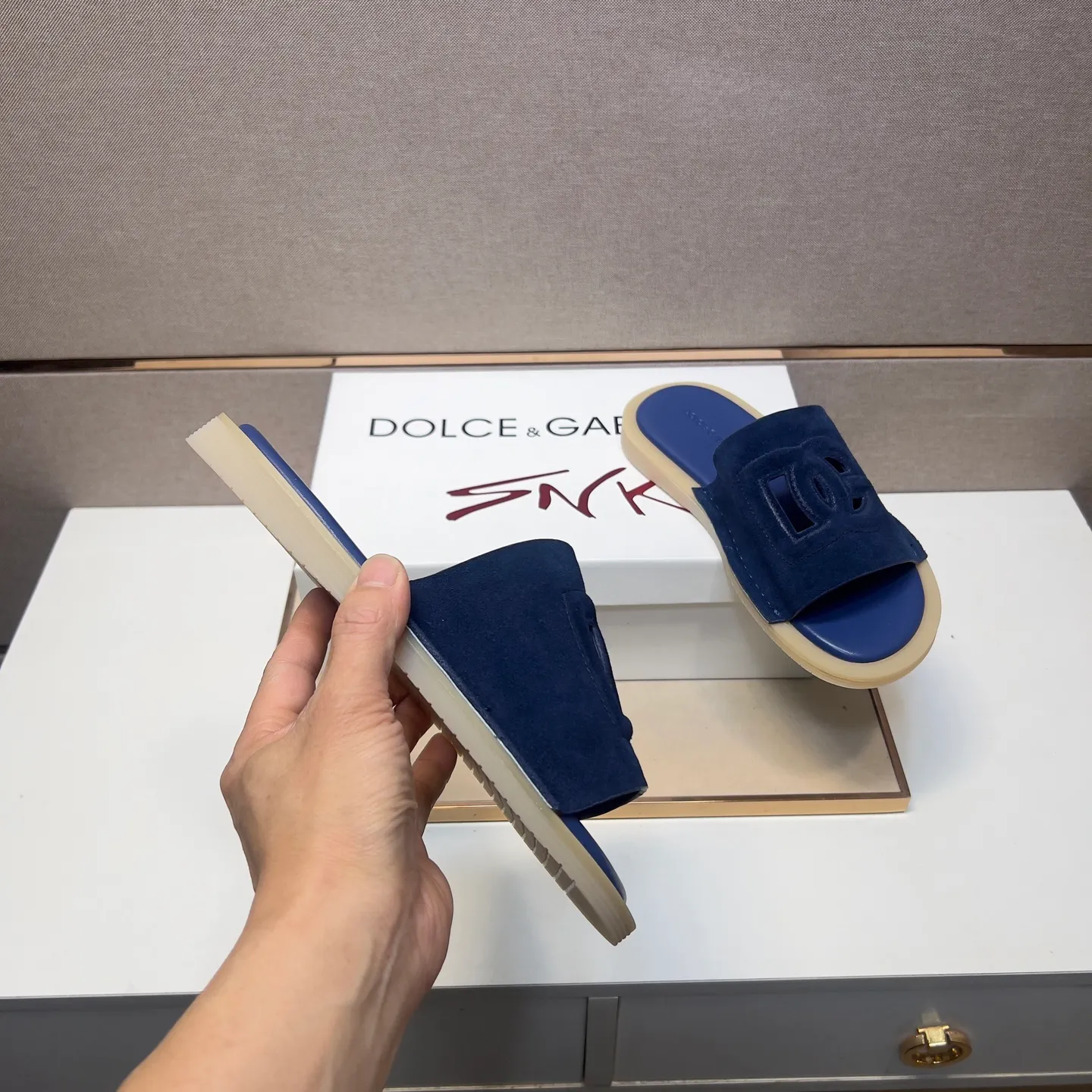 Men's men's shoes 💰pp340【DG～】Men's casual slippers 2025z cabinet sales simultaneously 🔶Size: 38-44#️⃣ 🔷5 colors🔜The upper is made of multi-material splicing➕Genuine leather lining, comfortable and breathable, sole: original comfortable, wear-resistant and non-slip outsole, ⚠️Real 📱Photographed🎬The real thing is better📢📢📢